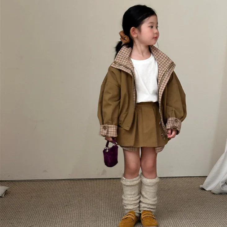 Girls Suit 2025 Autumn and Winter New Childrens Clothing Girl Baby Retro Splicing Plingham Cardigan Coat Pleated Skirt Two Sets