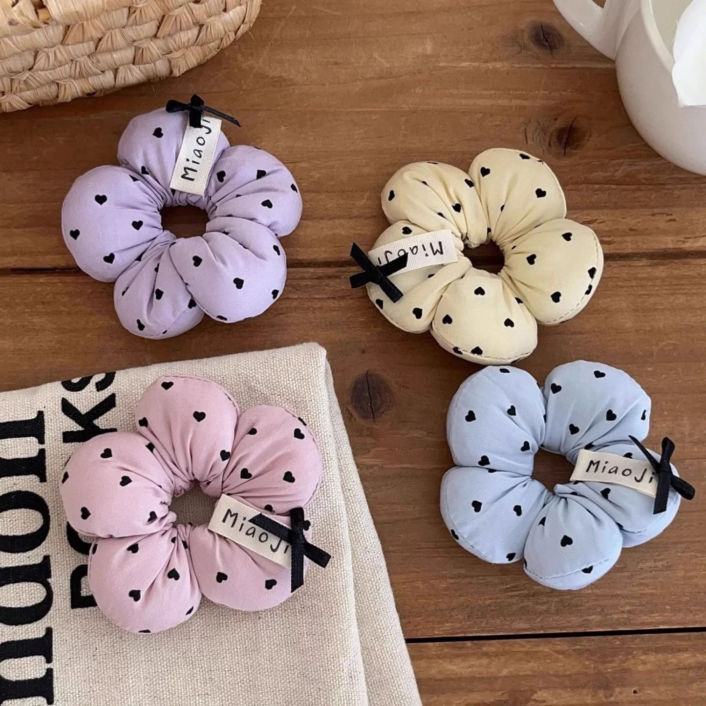 1PC　Cute Flower - Shaped Hair Scrunchies for Kids, Heart - Printed Elastic Hair Ties, Sweet Hair Accessories for Girls