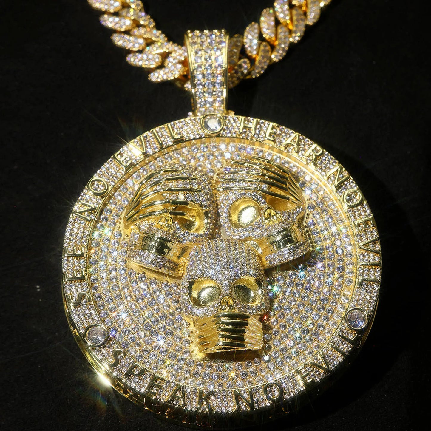 Exquisite Luxury Three Gollum Head Pendants Round Rap Singer Hip Hop Can Pair with Cuban Chain Necklace 3D Pendant Jewelry