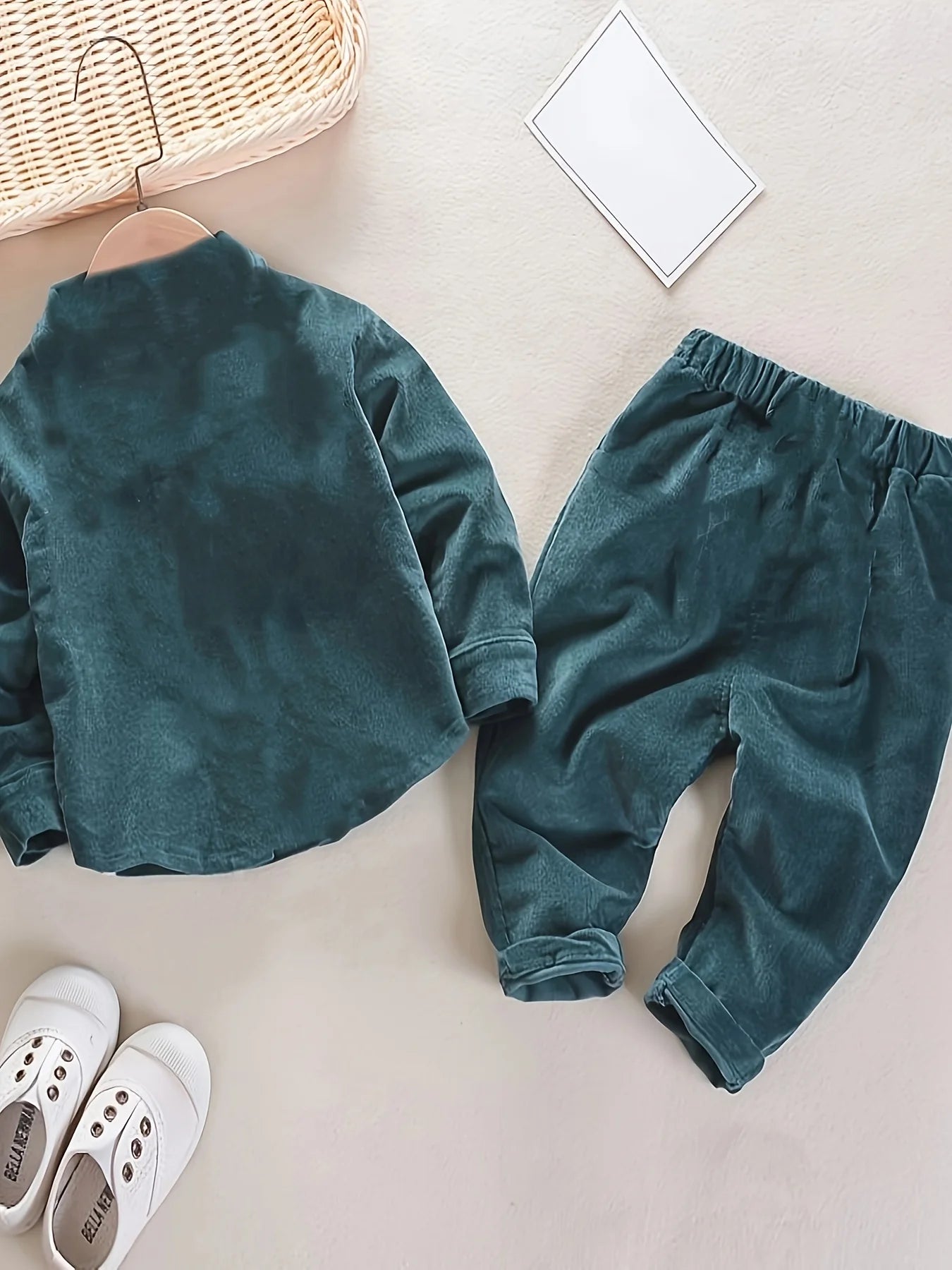 Spring and Autumn New Fashionable Casual Corduroy Jacket and Long Sleeve T-shirt for Boys and Girls Baby Pants 3-Piece Set