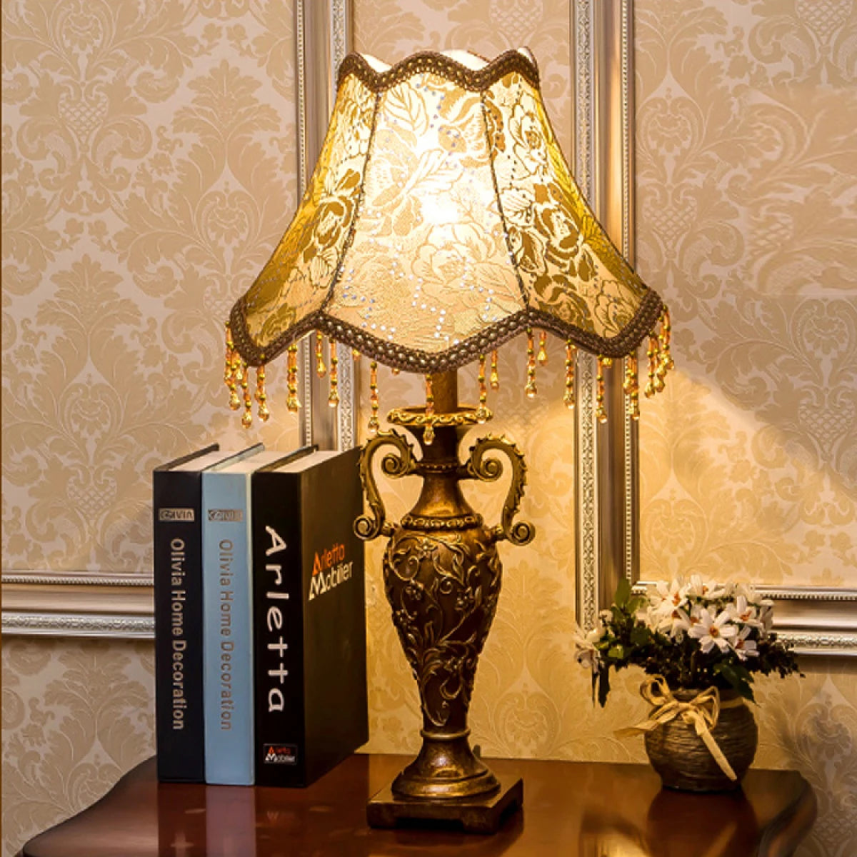 Classical Table Lamp Fabric Drum Shade And Antique brass Base ,American Decor Classic Bedside Desk Nightstand Table Lamp for Bedroom Living Room