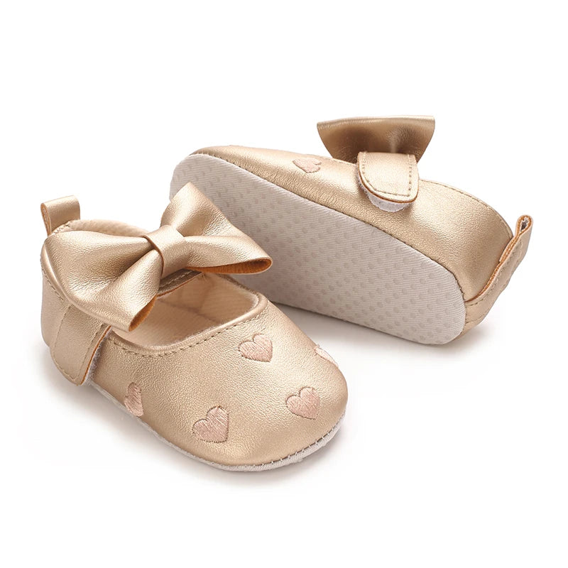 Cute Spring Newborn Golden Baby Shoes Non Slip Cloth Bottom Girl Shoes Elegant Breathable Casual Baby First Walking Shoes 0-18 M