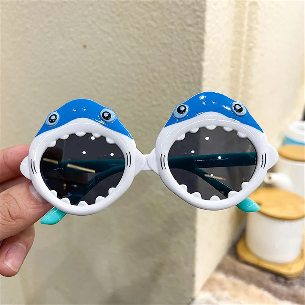 Cartoon Shark Shape Children Sunglasses UV Protection Glasses Fashionable Kids Eyewear Perfect For Children s Photo Props Kids Party Birthday Party Accessory Ideal Outdoor Eyewear For Boys And Girls Aged 3 To 10