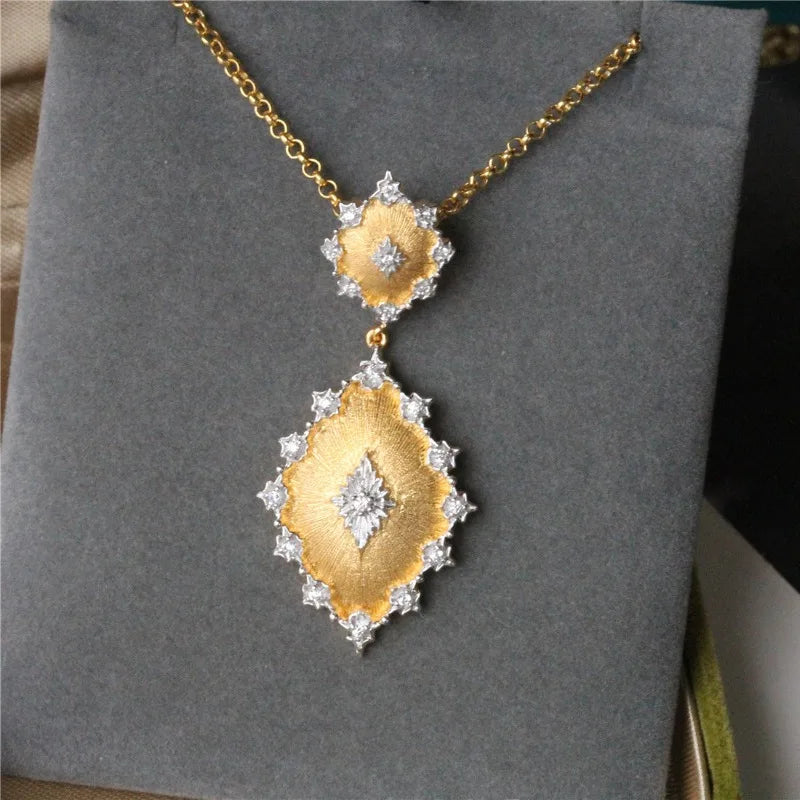 Italian Craft Woven Carved Gold Pendant Necklace Retro Lace Engraved Two-color Gold Earrings Cloth Qi Latte Set