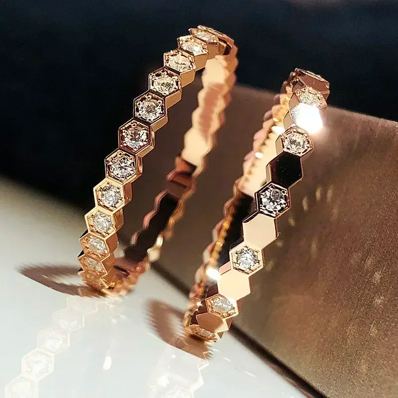 High Quality 925 Sterling Silver Honeycomb Ladies Classic Stacked Fashion Bee My Love Ring Trend Brand Wedding Fine Jewelry Gift