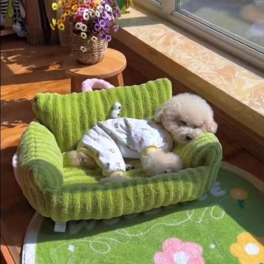 Comfortable Striped Pet Couch - Ideal for Small And Medium-Sized Dogs And Cats