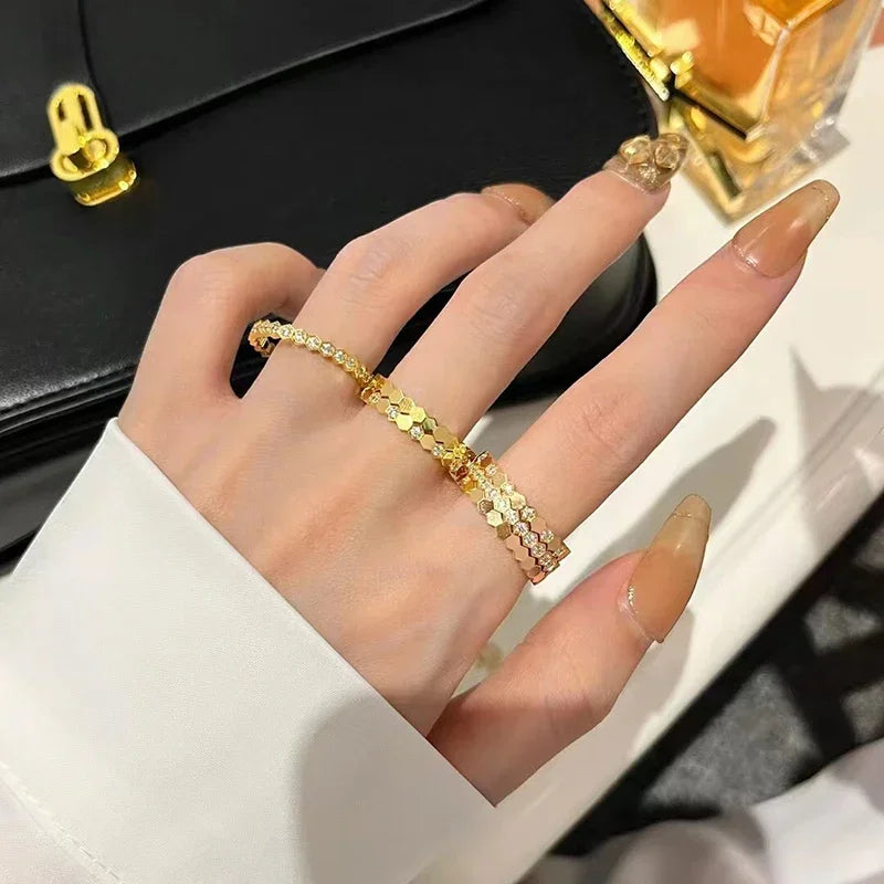 High Quality 925 Sterling Silver Honeycomb Ladies Classic Stacked Fashion Bee My Love Ring Trend Brand Wedding Fine Jewelry Gift