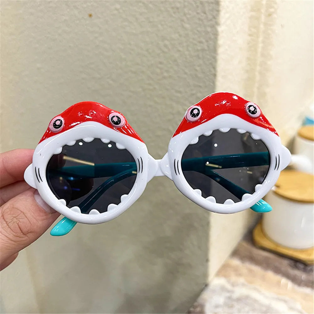 Cartoon Shark Shape Children Sunglasses UV Protection Glasses Fashionable Kids Eyewear Perfect For Children s Photo Props Kids Party Birthday Party Accessory Ideal Outdoor Eyewear For Boys And Girls Aged 3 To 10