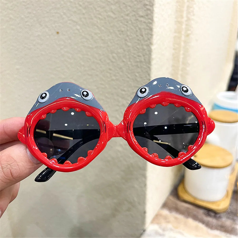 Cartoon Shark Shape Children Sunglasses UV Protection Glasses Fashionable Kids Eyewear Perfect For Children s Photo Props Kids Party Birthday Party Accessory Ideal Outdoor Eyewear For Boys And Girls Aged 3 To 10