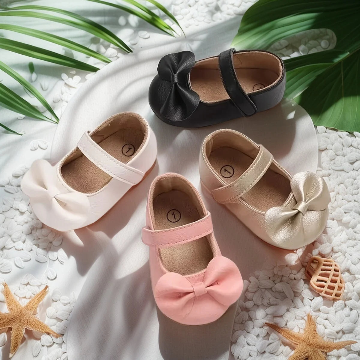 Baby Girl Casual and Comfortable Solid Color Mary Jane Shoes Lightweight and Non Slip Spring and Autumn Walking Shoes