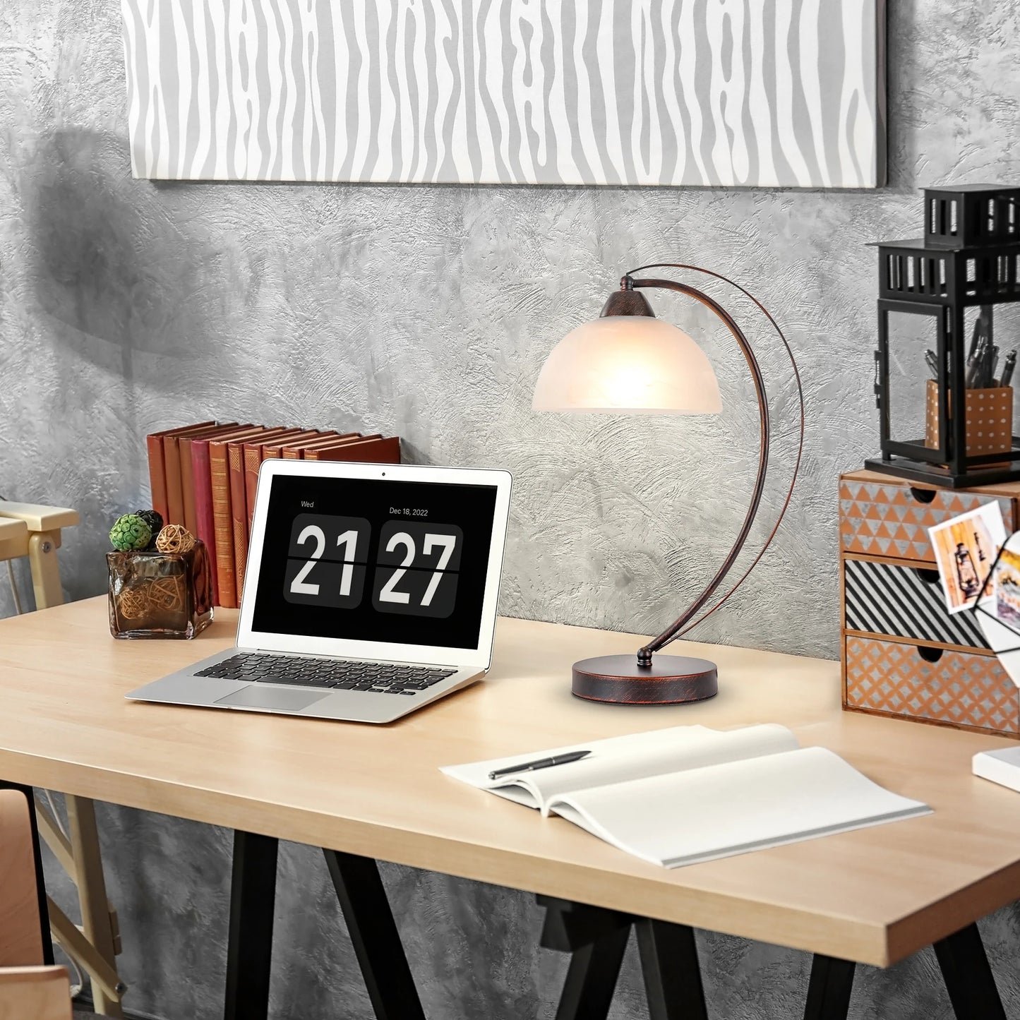 1pcs Vintage table lamp 17.71in With a glass lampshade E26 bulb base (bulb not included) Living Room Bedroom Study