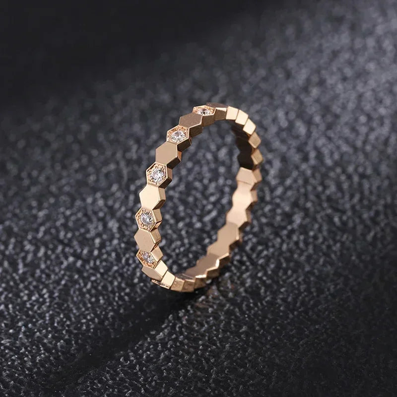 High Quality 925 Sterling Silver Honeycomb Ladies Classic Stacked Fashion Bee My Love Ring Trend Brand Wedding Fine Jewelry Gift