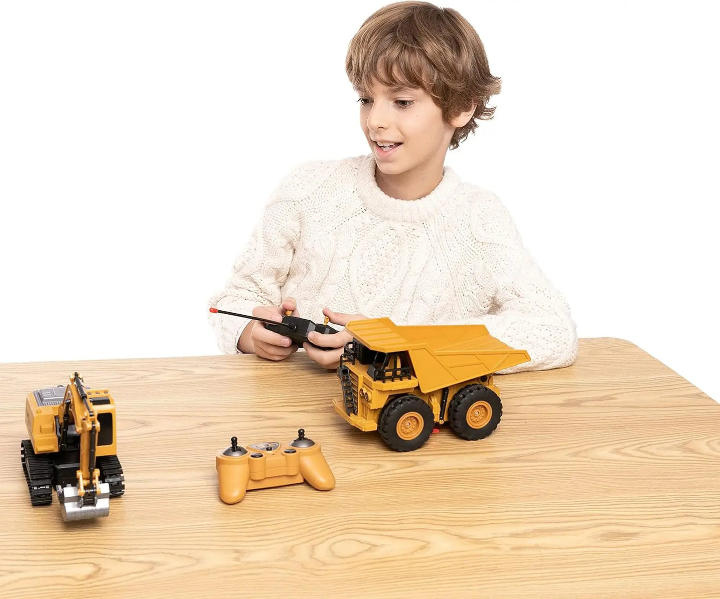 2 PCS Remote Control Construction Vehicle Toy Set Friction-Powered RC Excavator & RC Truck for Kid Christmas Birthday Gift